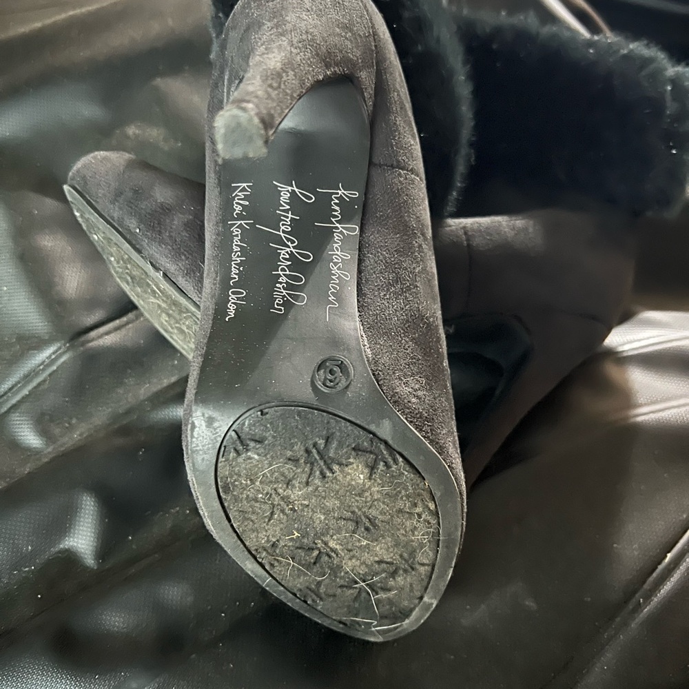 Beautiful ankle boot. - Picture 4 of 4